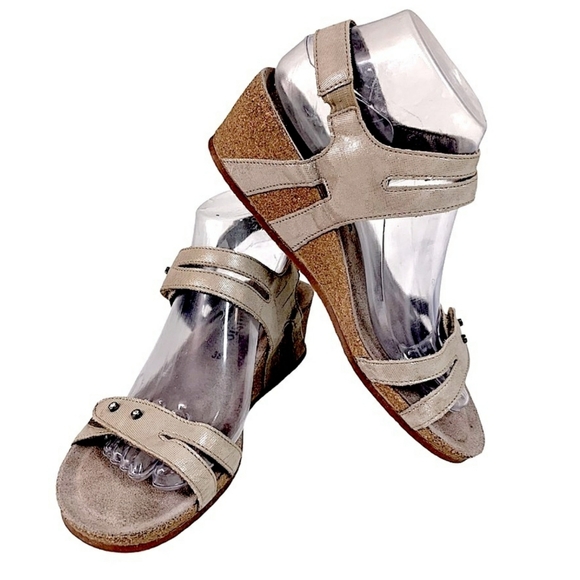 MEPHISTO Minoa Gray Tan shimmer Rhinestone Cork Wedges 38 - Picture 8 of 13